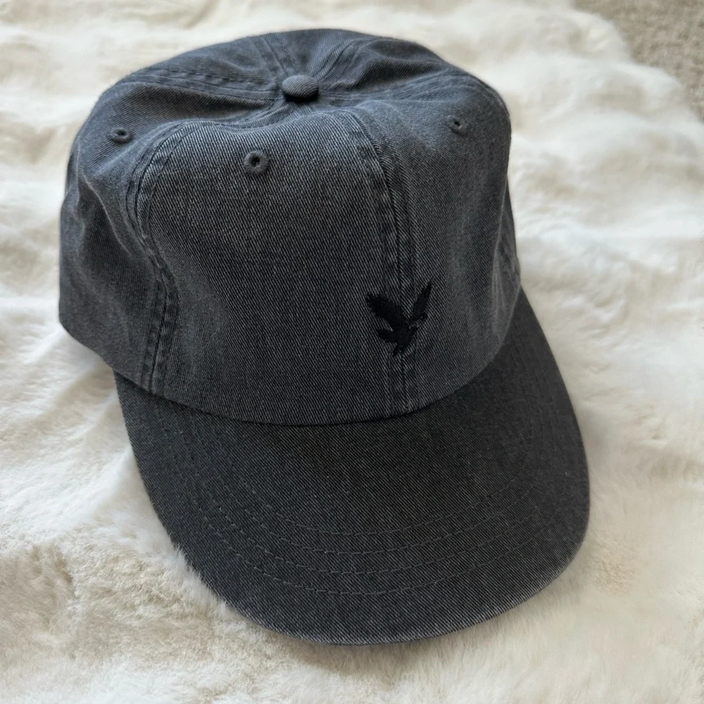 American Eagle Gray Baseball Cap 🧢